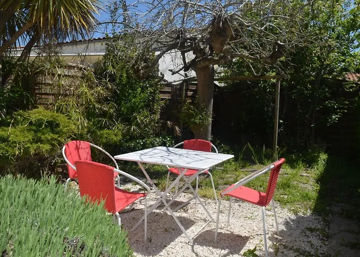 Maison 2 Etoiles Proche & Marche, Avec Jardin Et Terrasse, Ideale Pour Familles. - Fr-1-197-499 Prázdninový dům Les Sables-dʼOlonne