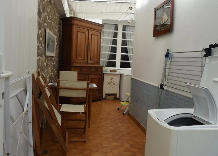 Prázdninový dům Maison 2 Etoiles Proche & Marche, Avec Jardin Et Terrasse, Ideale Pour Familles. - Fr-1-197-499